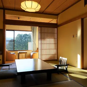 Yoshimatsu 4*, Hakone Japão