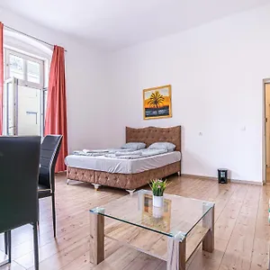 6 Min To Amusement Park - Economy In Shared Ostello Vienna